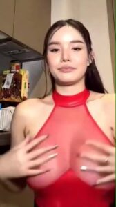 สาวไทยหุ่นดีนมใหญ่ Onlyfans ใส่ชุดตาข่ายยั่ว ไลฟ์สดซอยหีเด้งนมกระเพื่อม โชว์หีสดแบบไม่กั๊ก