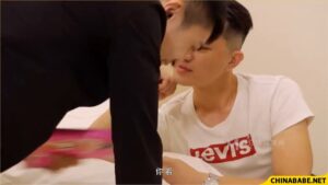 สาวจีนหุ่นนักศึกษาโดนควยใหญ่ยัดหีสดคาชุดยั่วๆ ซอยยับแตกคาหีเนียน